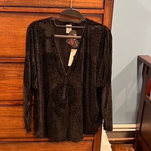 Black Ariella top size medium